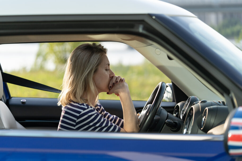 frustrated-female-sitting-in-car